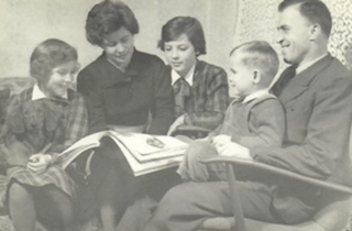 Photo of Rudolf Ruthensteiner with family