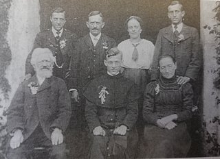 Marcellus Leeb with family (Mikrut 2000-1)