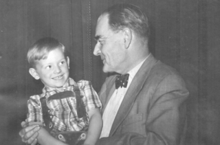 Guido baron de Colard avec son fils en 1952